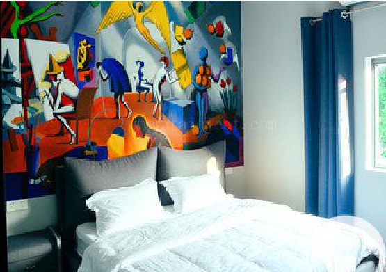 新蔡对于酒店的墙体彩绘而言更注重哪些方面？